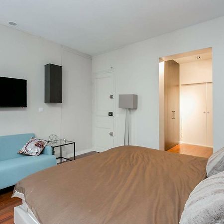 Studio Tour Eiffel Et Champs-Elysees Apartment Paris Bagian luar foto