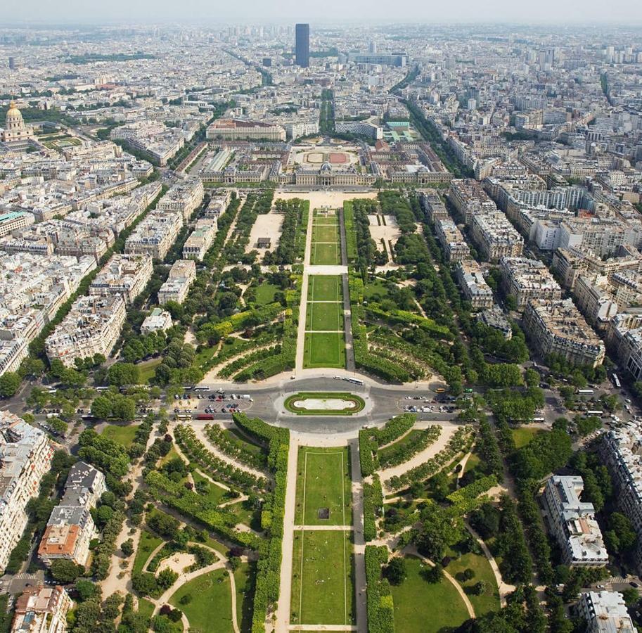 Studio Tour Eiffel Et Champs-Elysees Apartment Paris Bagian luar foto